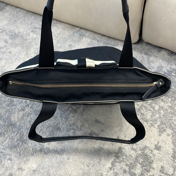 Kate Spade Barrow Street Tote Bag Bow Accent Zip Top Black White Classic - Picture 8 of 17